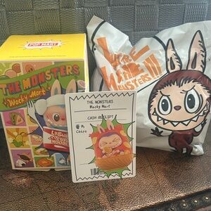 The Monsters Wacky Mart Chips